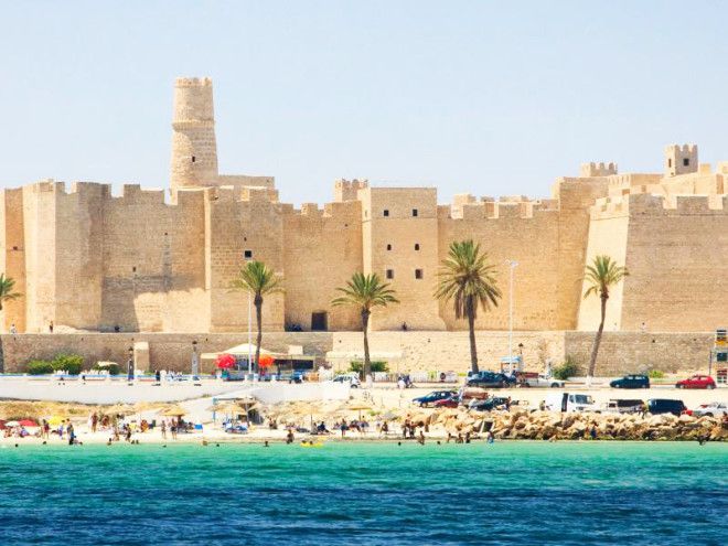 11 курортных городов, в которых можно жить за копейки