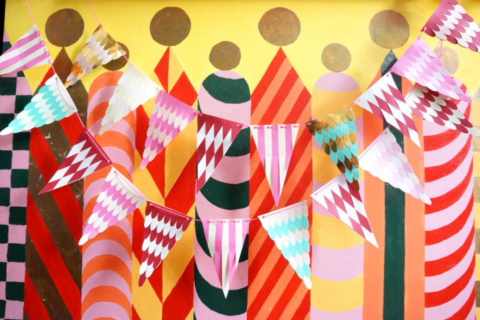 11 способов повторно использовать праздничную упаковочную бумагу с толком