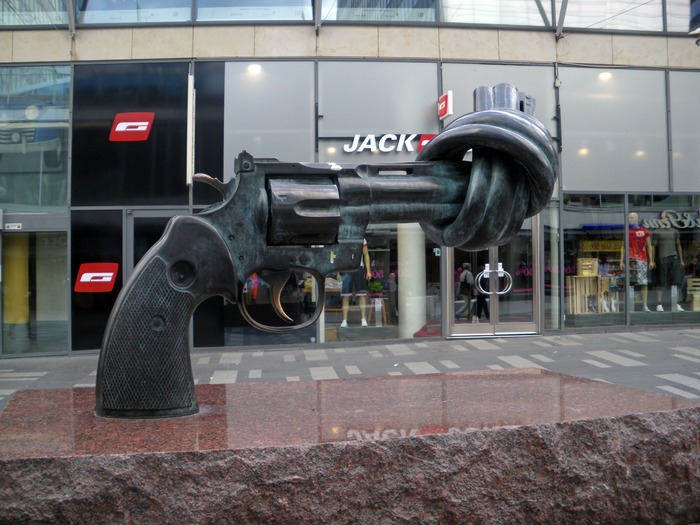 16 нетривиальных скульптур, которые впечатлят и смыслом, и внешним видом