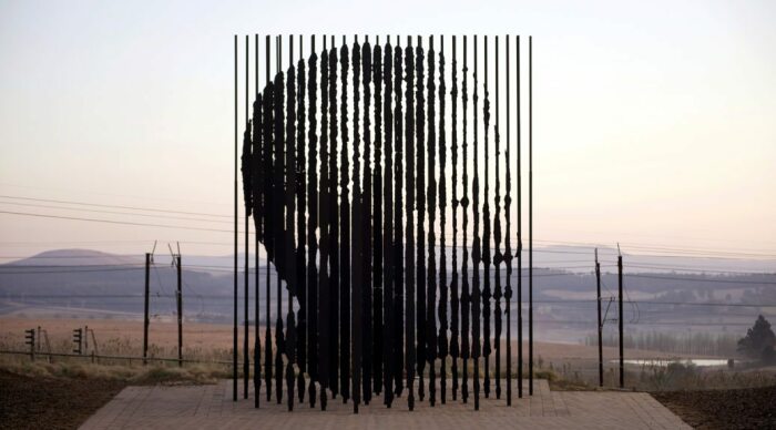 16 нетривиальных скульптур, которые впечатлят и смыслом, и внешним видом