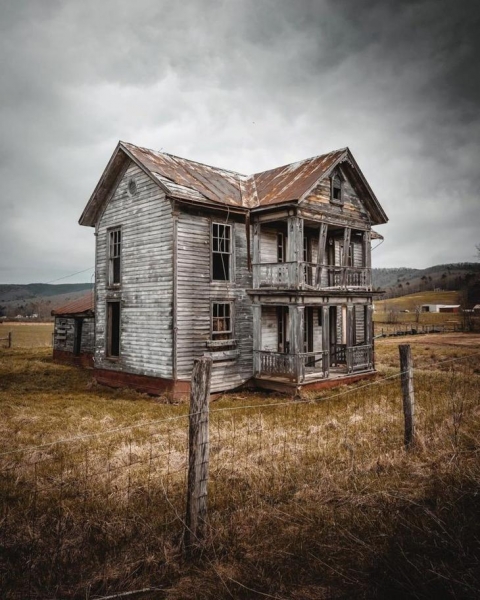 Атмосферные заброшенные места, в которых когда-то кипела жизнь