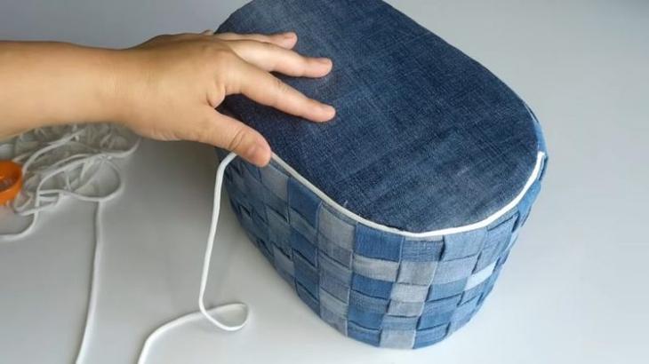 Декор из старых джинсов