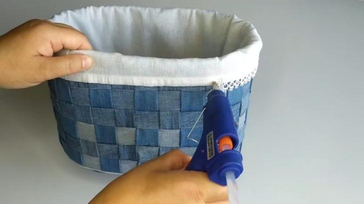 Декор из старых джинсов