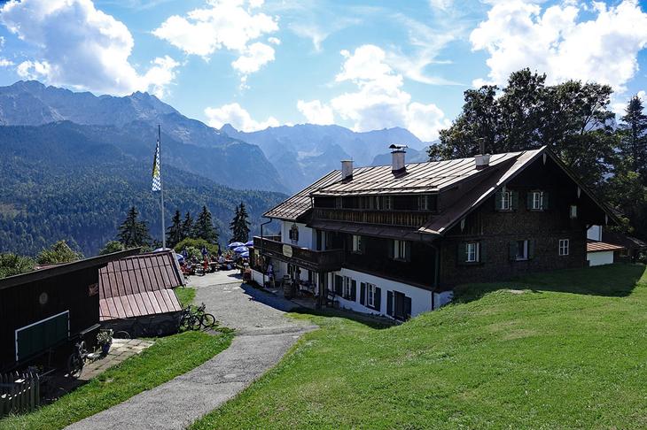 Гармиш-Партенкирхен: баварская сказка, окружённая Альпами