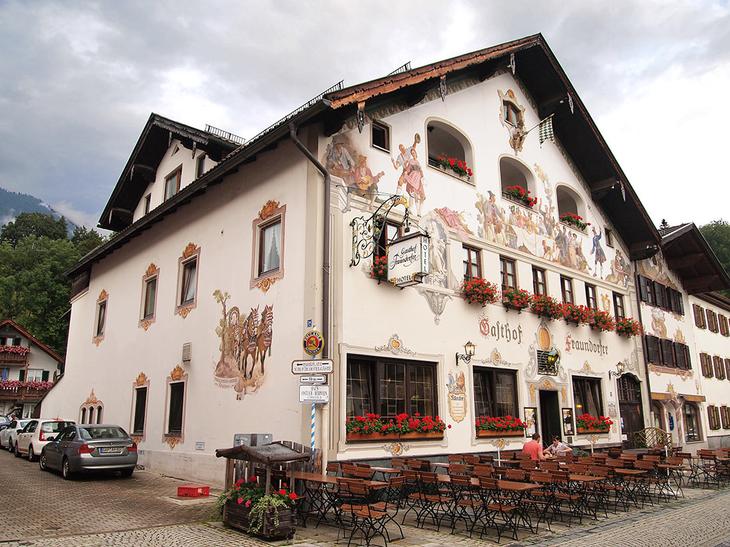 Гармиш-Партенкирхен: баварская сказка, окружённая Альпами