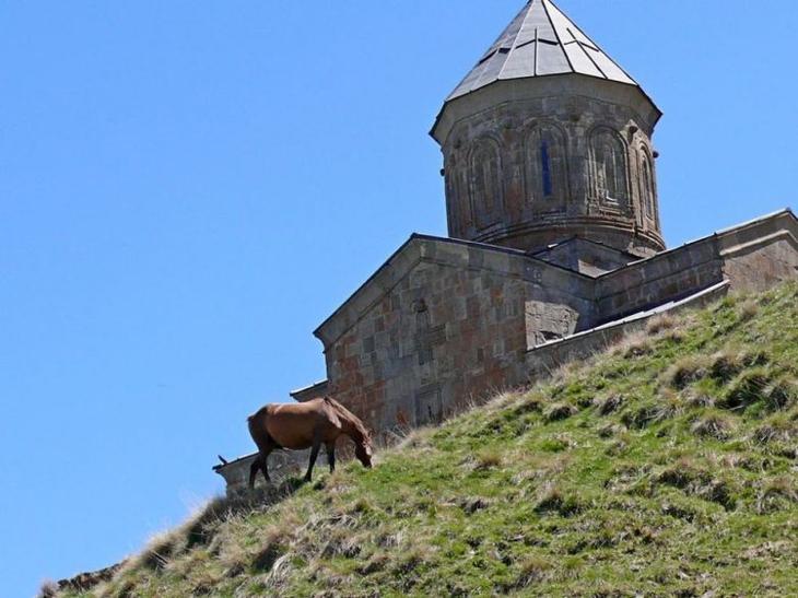 Гергетская Святая Троица — храм в горах Грузии