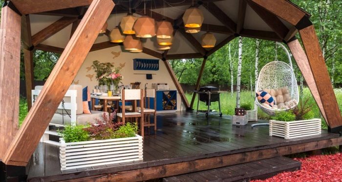 Идеи беседок, способные преобразить участок до неузнаваемости