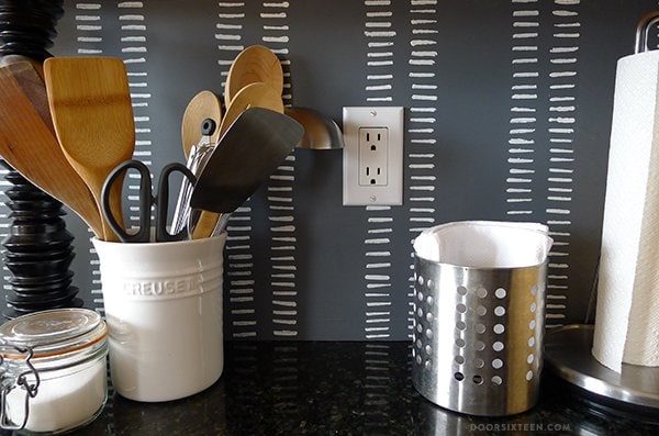 Как быстро и бюджетно обновить кухонный фартук