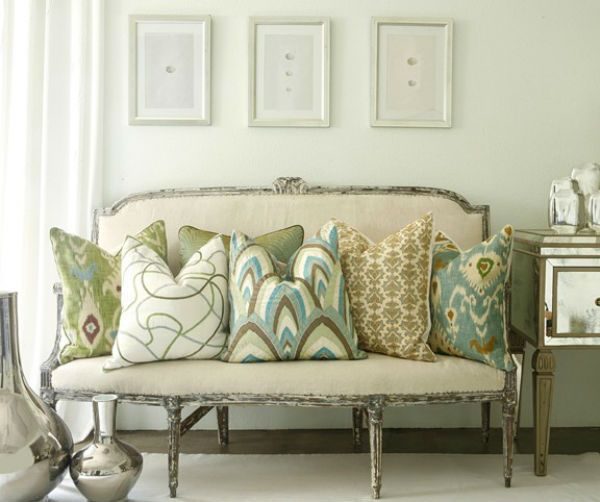 Как с помощью подушек преобразить интерьер