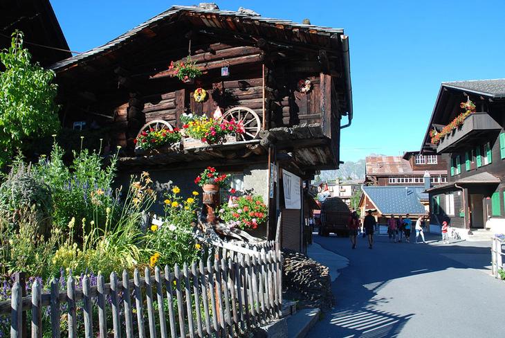 Маленькие города Швейцарии: 10 очаровательных мест, в которых стоит побывать