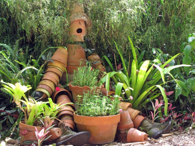 Необычные украшения для сада своими руками