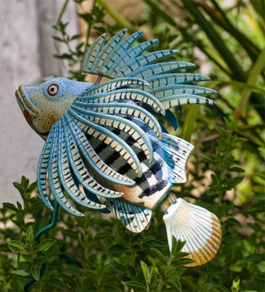 Необычные украшения для сада своими руками