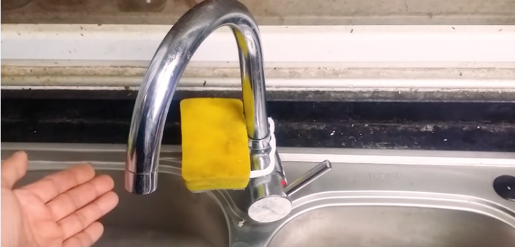 Оригинальное применение ручки от пластиковых бутылок