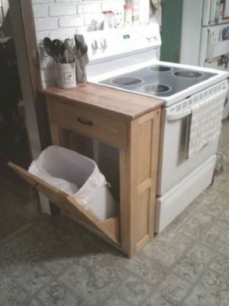 Отличные варианты оформления скрытых пространств в гостиной