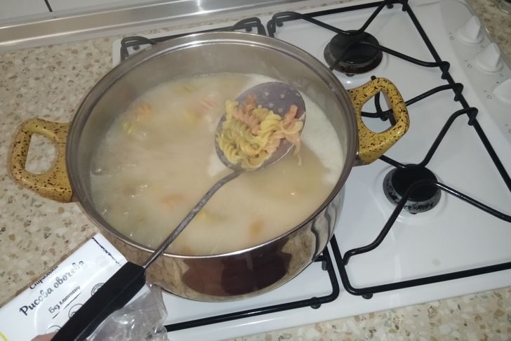 Продукты, которые не стоят своих денег, но мы всё равно продолжаем их покупать