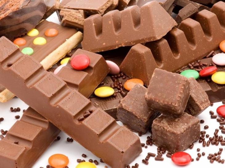 Врач назвал продукты, которые опасно употреблять в жару