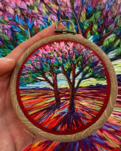 Вышитые пейзажи российской художницы Веры Шимуни