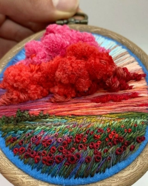 Вышитые пейзажи российской художницы Веры Шимуни