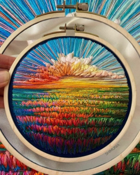 Вышитые пейзажи российской художницы Веры Шимуни