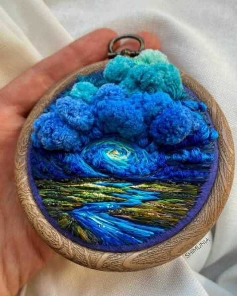 Вышитые пейзажи российской художницы Веры Шимуни