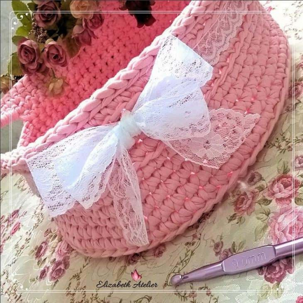 20 очаровательных идей использования кружева в интерьере