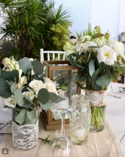 20 очаровательных идей использования кружева в интерьере