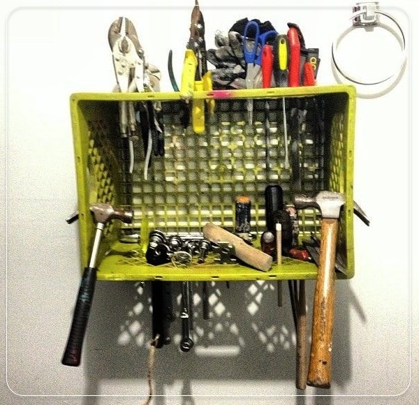 20 оригинальных идей использования пластмассовых ящиков дома и на даче