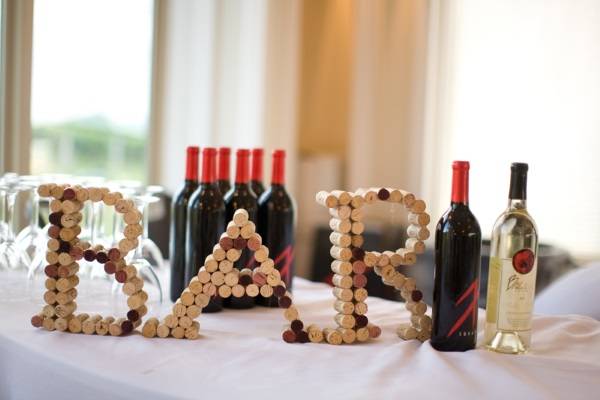 30 красивых поделок для дома из винных пробок