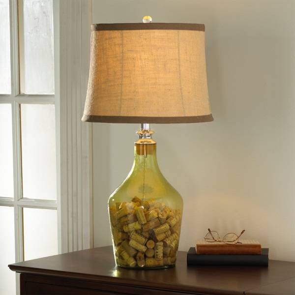 30 красивых поделок для дома из винных пробок