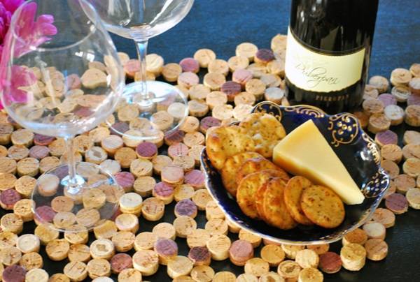 30 красивых поделок для дома из винных пробок