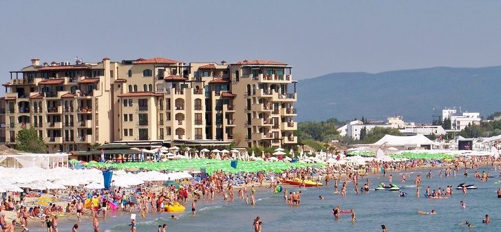 6 стран с дешёвым жильём у самого моря