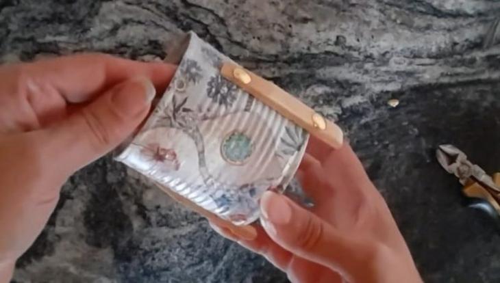 Чарующий декор из консервных банок