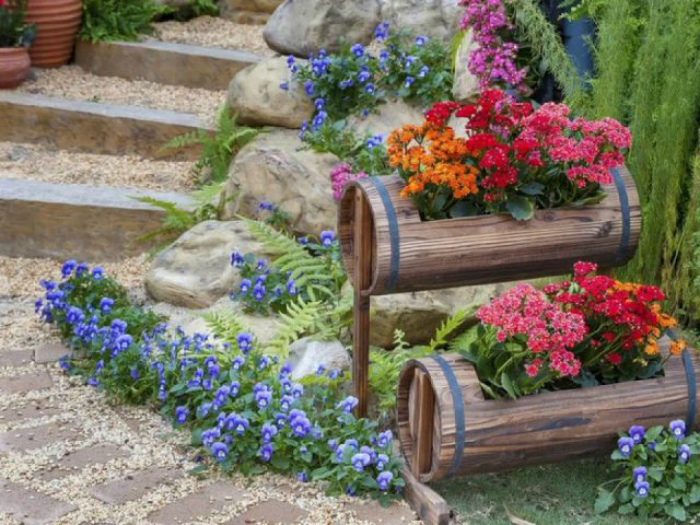 Идеи, которые помогут превратить сад в цветущий оазис и совсем не похожий на соседский