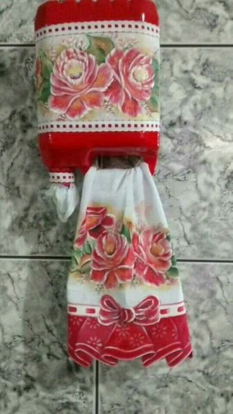 Идеи применения пластиковой бутылки в доме, на балконе и на даче