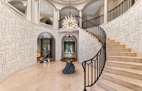 Я бы не купил: 20 экзотичных обоев для «гениев квартирного дизайна»