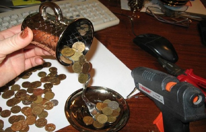 Как с помощью горсти мелочи можно создать удивительно красивые интерьерные вещицы