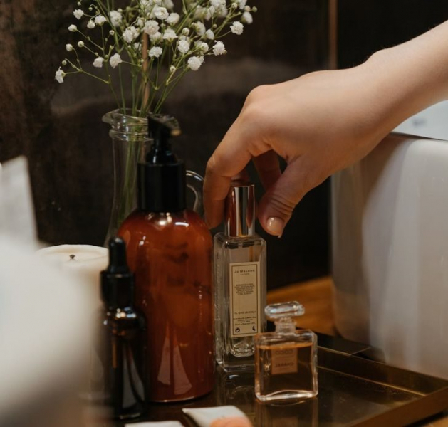 Как выбрать духи, которые будут пахнуть так, будто стоят бешеных денег