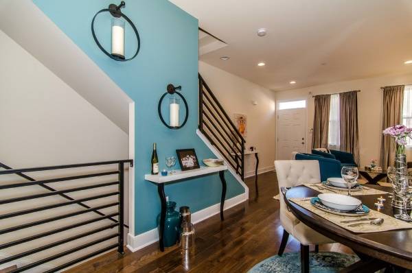 Кованые подсвечники на стену — 25 фото с идеями дизайна