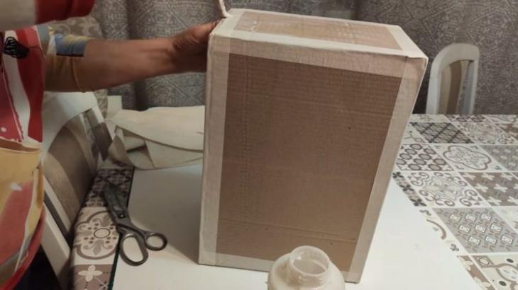 Неординарная идея из картонных коробок