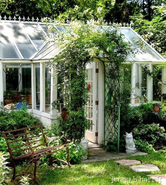 Они превратили обычную теплицу в настоящее произведение искусства. 25 теплиц мечты