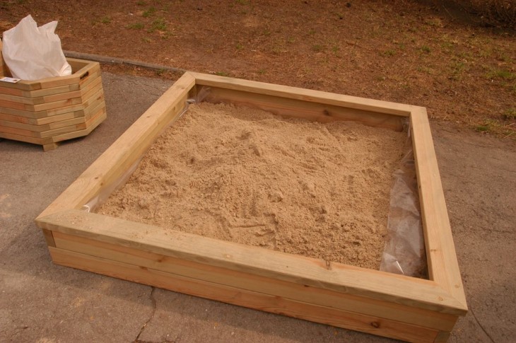 Поделки из дерева для сада: фото оригинальных идей оформления своими руками