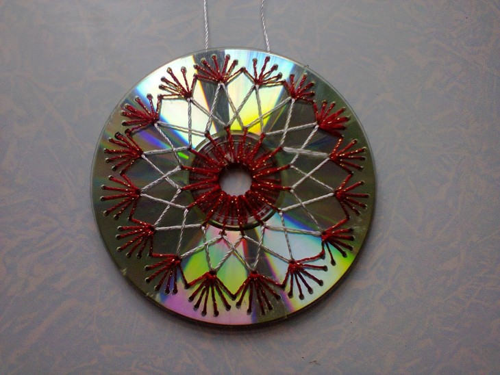 Поделки из дисков: советы и идеи создания роскошных украшений для дома