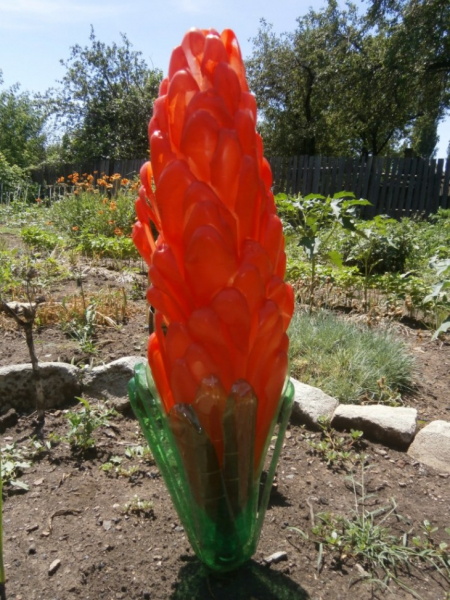 Поделки из пластиковых бутылок: делаем оригинальные украшения своими руками