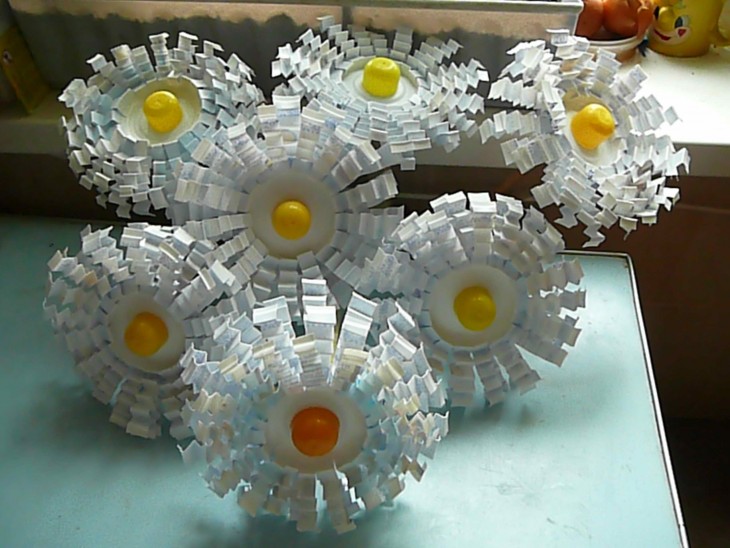 Поделки из пластиковых бутылок: делаем оригинальные украшения своими руками