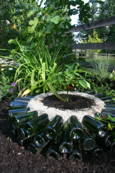 Поделки из пластиковых бутылок: делаем оригинальные украшения своими руками