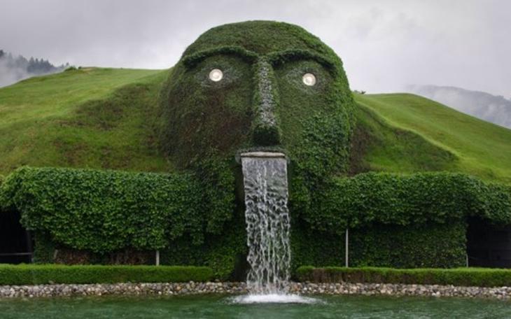 Самые необычные водопады мира