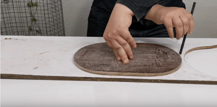 Стильная идея для хранения из остатков строительных материалов