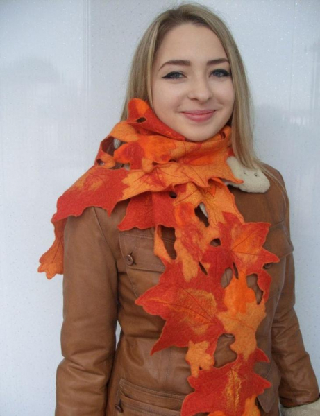 Стильные валяные шарфы