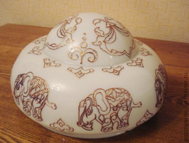 Светильник в индийском стиле