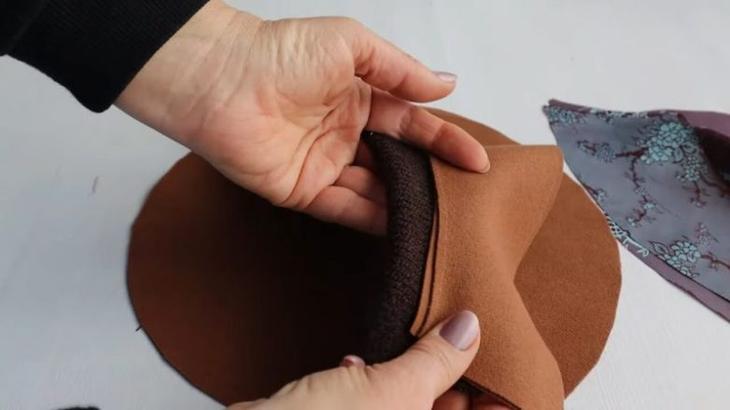 Тёплая вещица на осень, сшитая из остатков красивой ткани